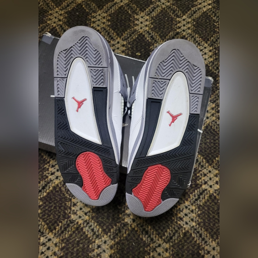 Nike Air Jordan 4 Retro White Cement Grey with Red Jumpman - Picture 3 of 5